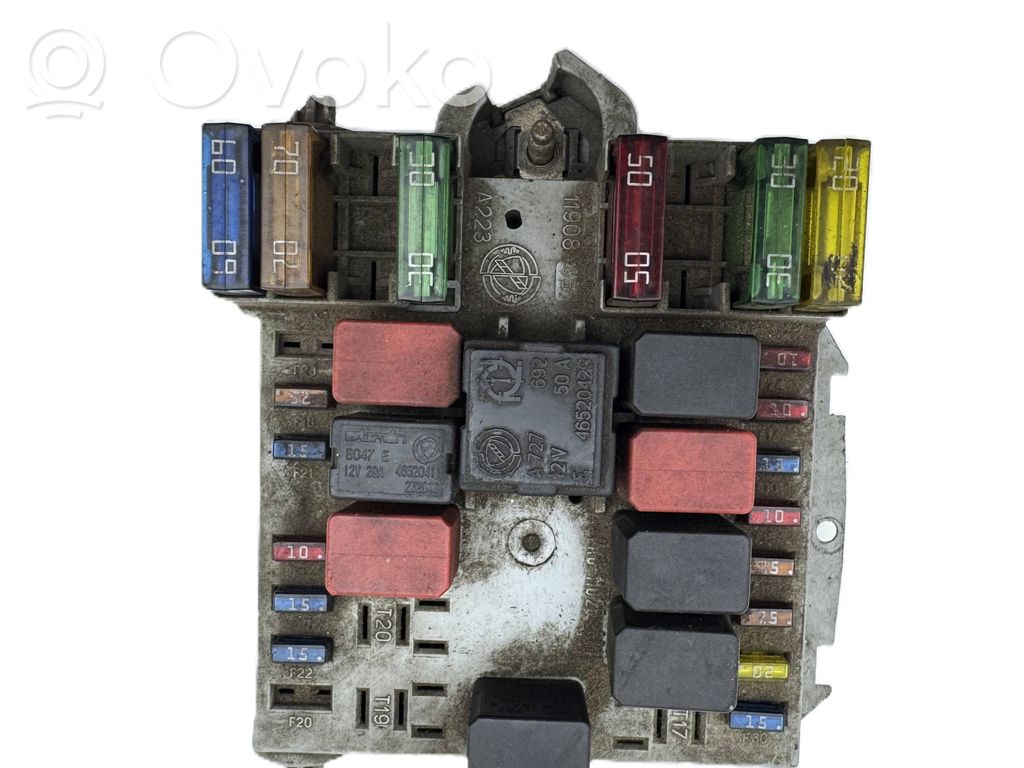 Fiat Stilo Juego de caja de fusibles 