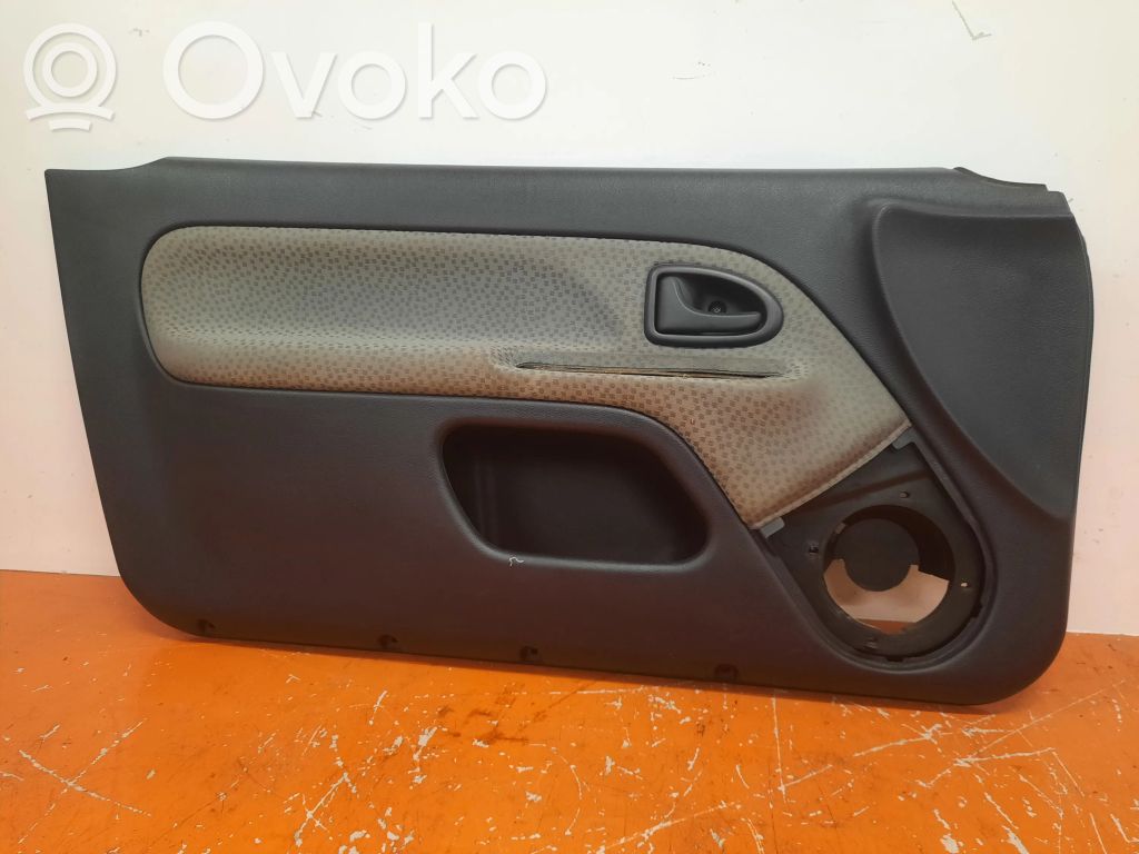 Renault Clio III Door card panel trim set 
