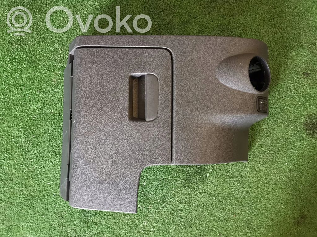 Volkswagen Golf Plus Garniture panneau inférieur de tableau de bord 