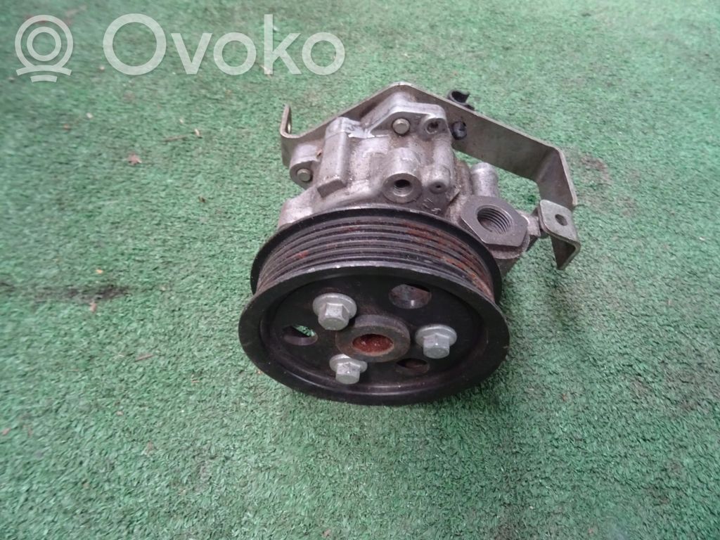 Peugeot 607 Ohjaustehostimen pumppu 