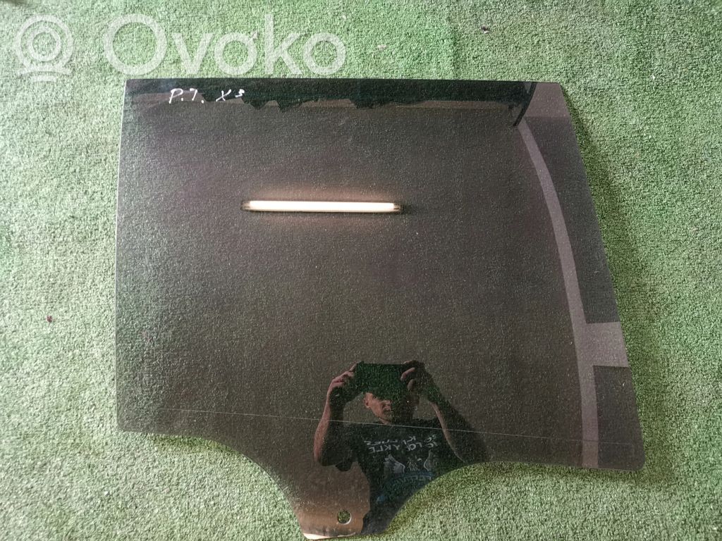 Trunk/boot side trim panel