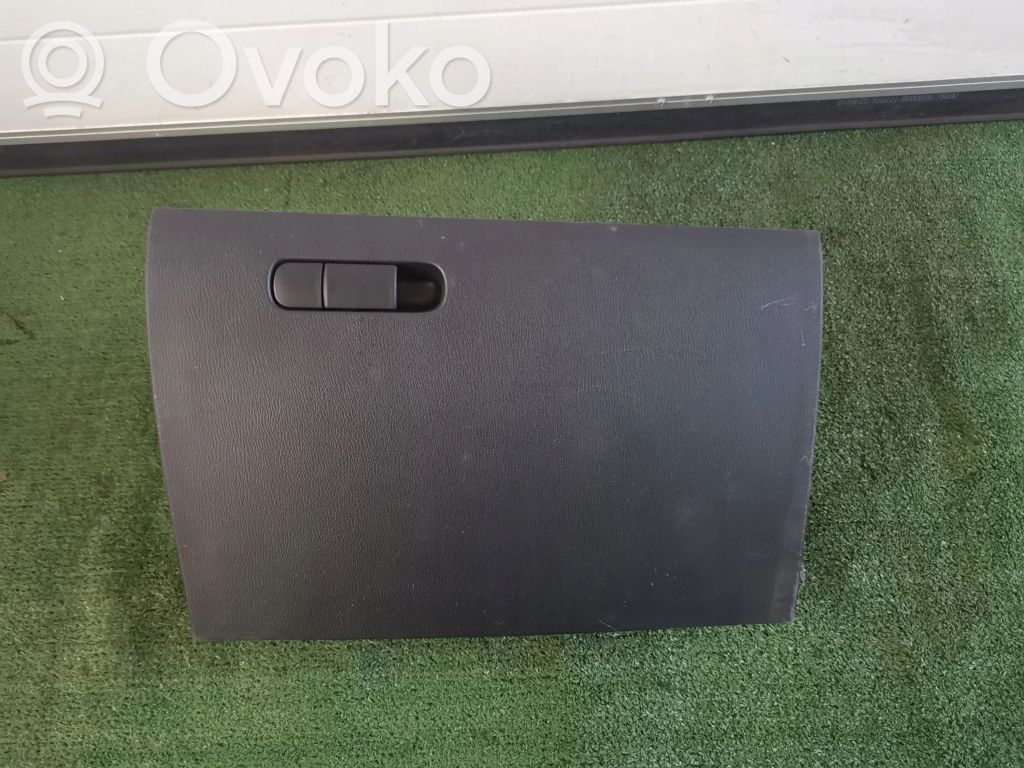 Mazda CX-5 Daiktadėžės (bordačioko) komplektas 