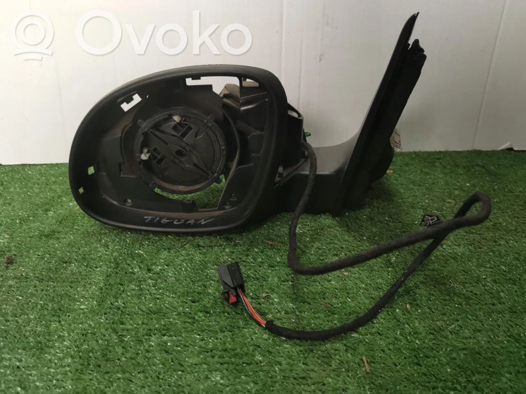 Elektryczne lusterko boczne drzwi przednich   5N1857501AE