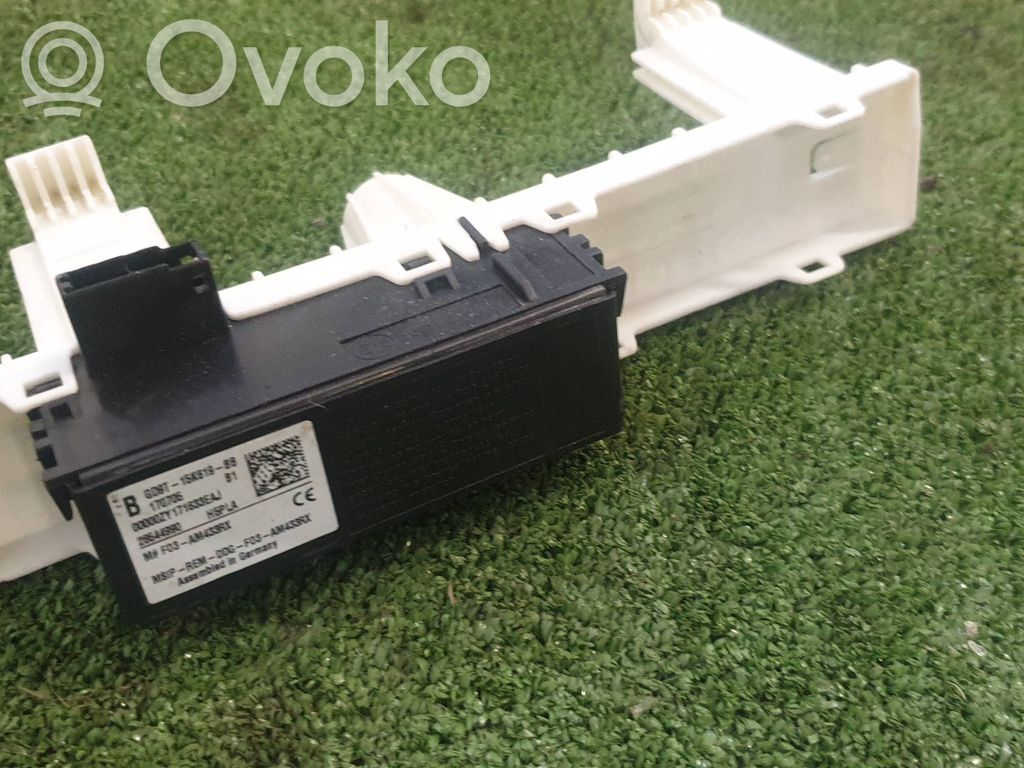 Ford Mondeo MK V Antenna control unit 