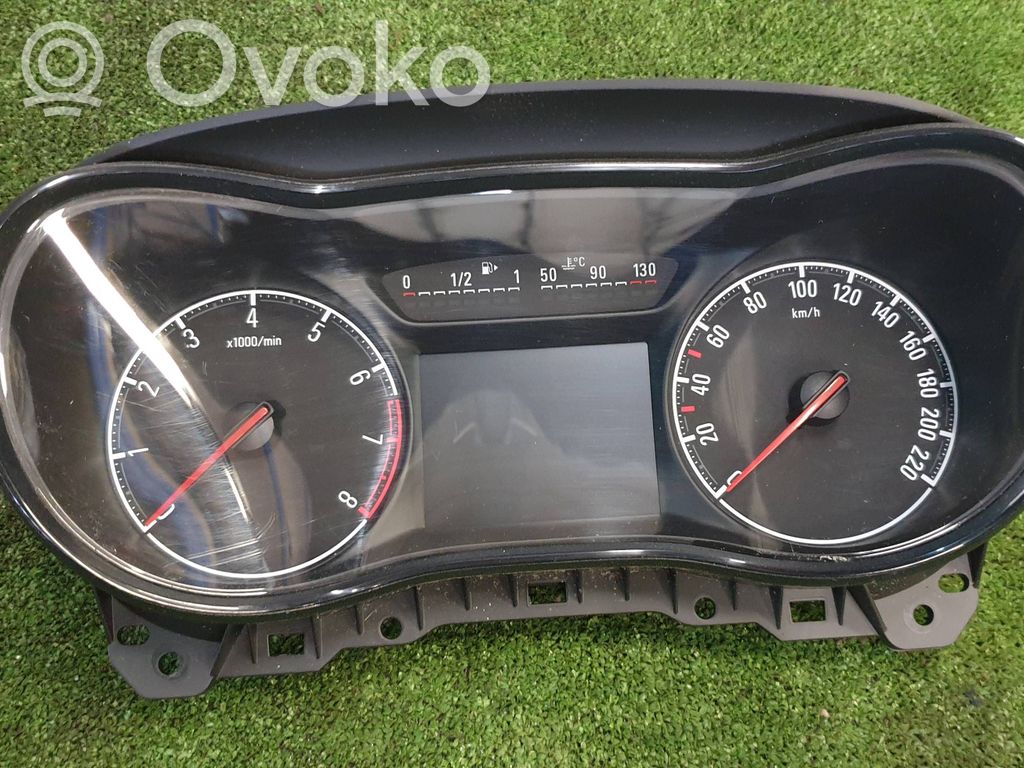 Opel Corsa E Speedometer (instrument cluster) 