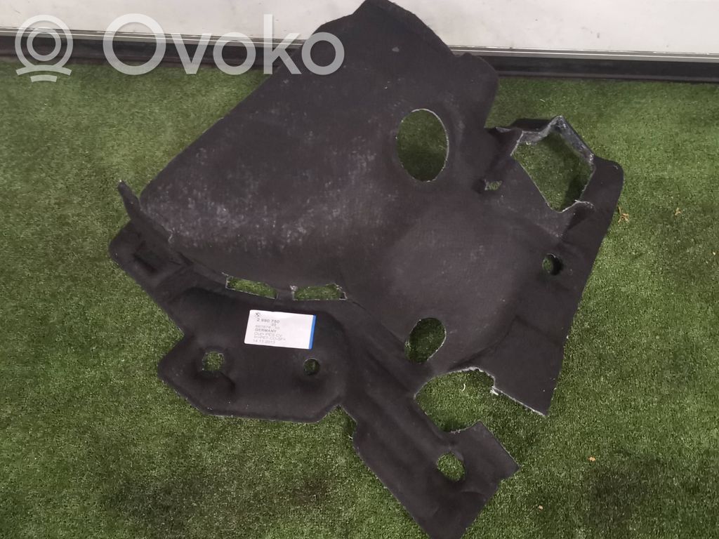BMW X1 E84 Kita salono detalė 