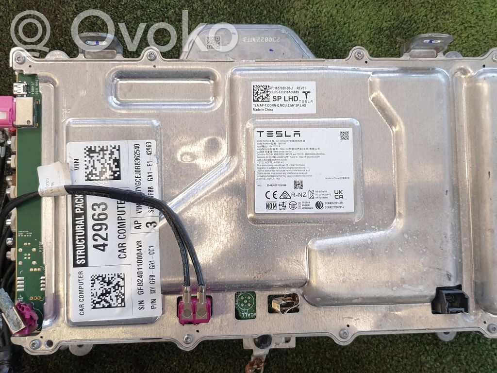 Tesla Model Y Other control units/modules 