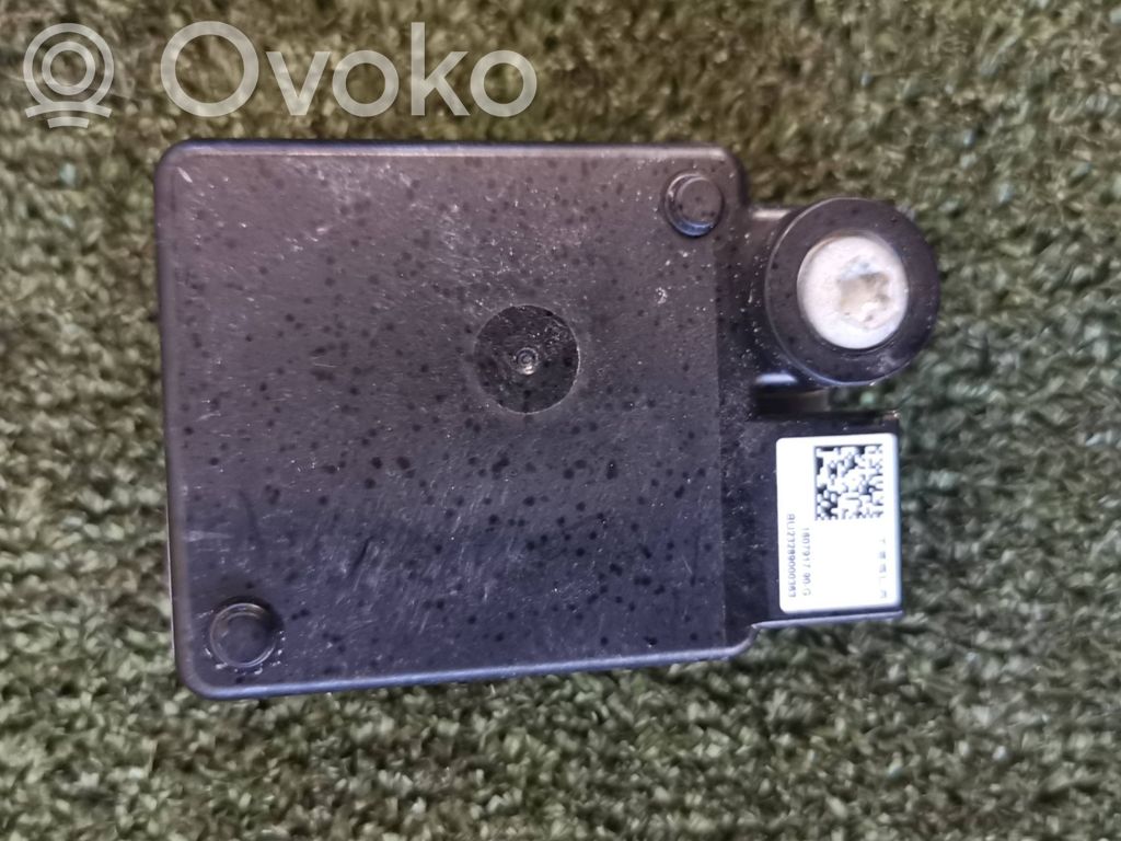 Tesla Model Y Capteur radar de distance 