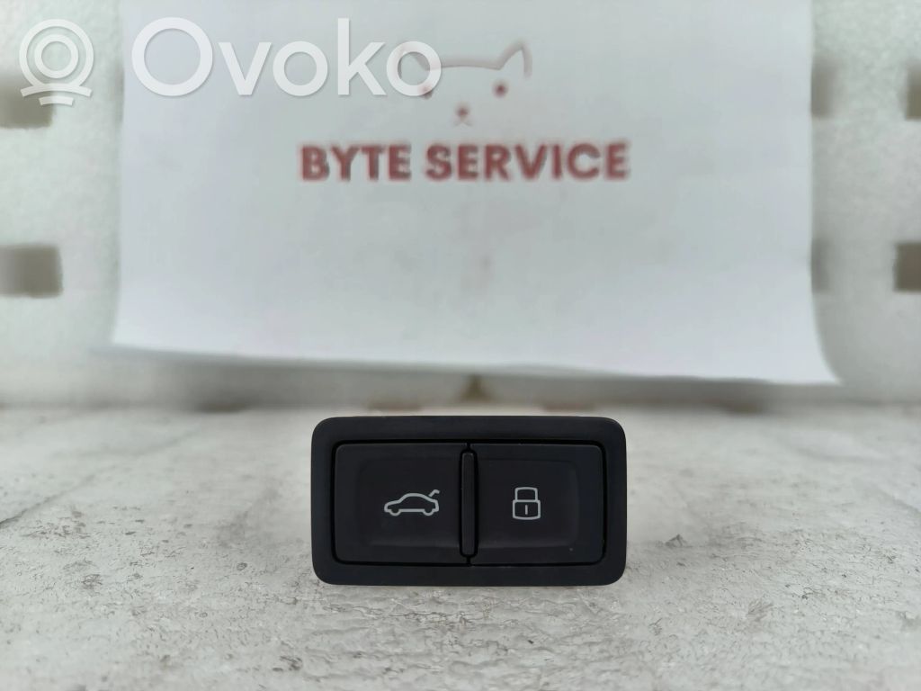 Tailgate/boot open switch button   85E959831D