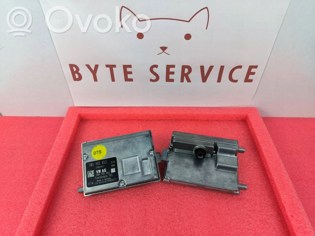 Volkswagen Golf Sportsvan Windshield/windscreen camera 