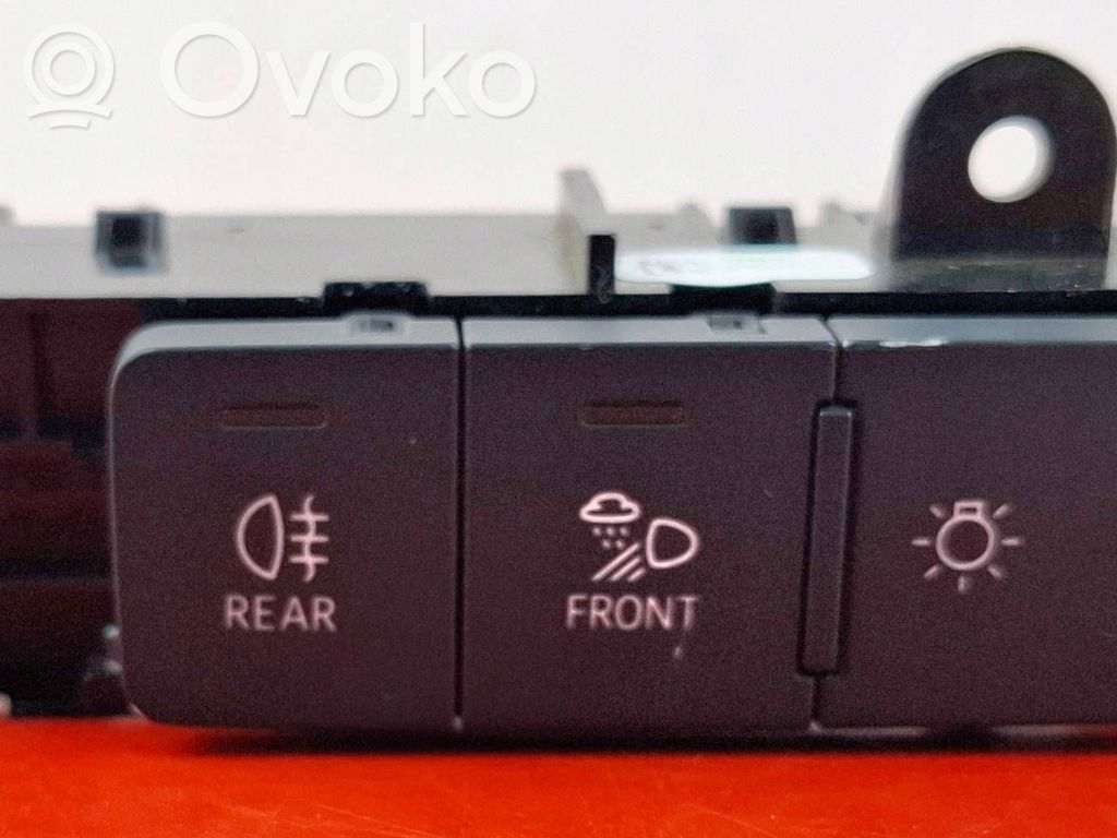 Audi A6 S6 C8 4K Light switch 