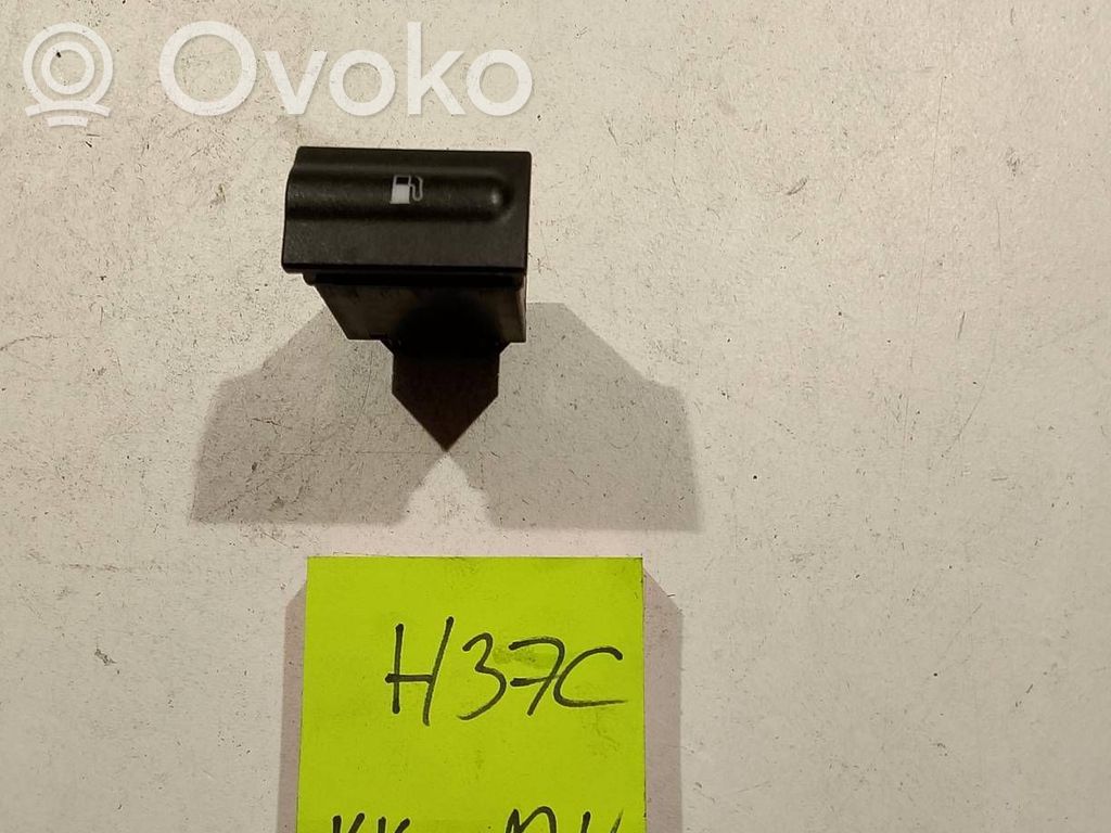 Audi A4 S4 B5 8D Inne przełączniki i przyciski 
