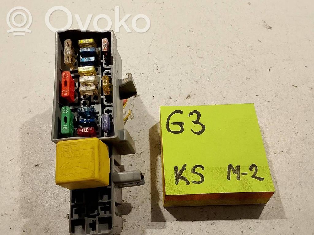 Renault Clio II Skrzynka bezpieczników / Komplet 