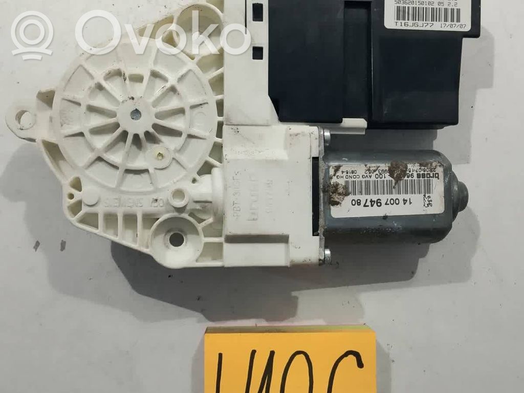 Peugeot 407 Rear door window regulator motor 