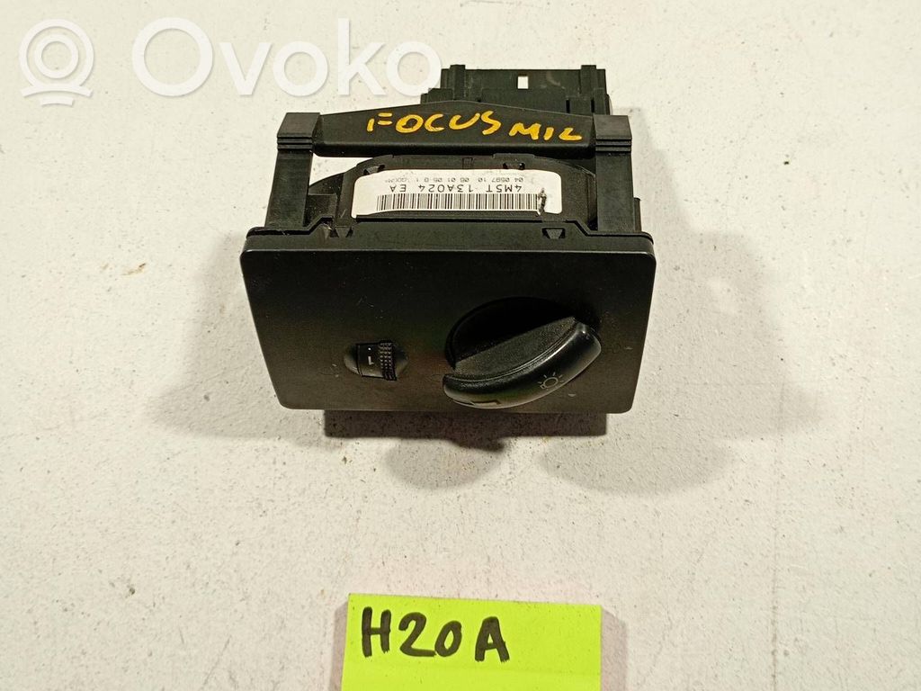 Interrupteur d’éclairage   4M5T13A024EA