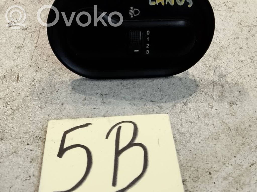 Daewoo Lanos Headlight level height control switch 