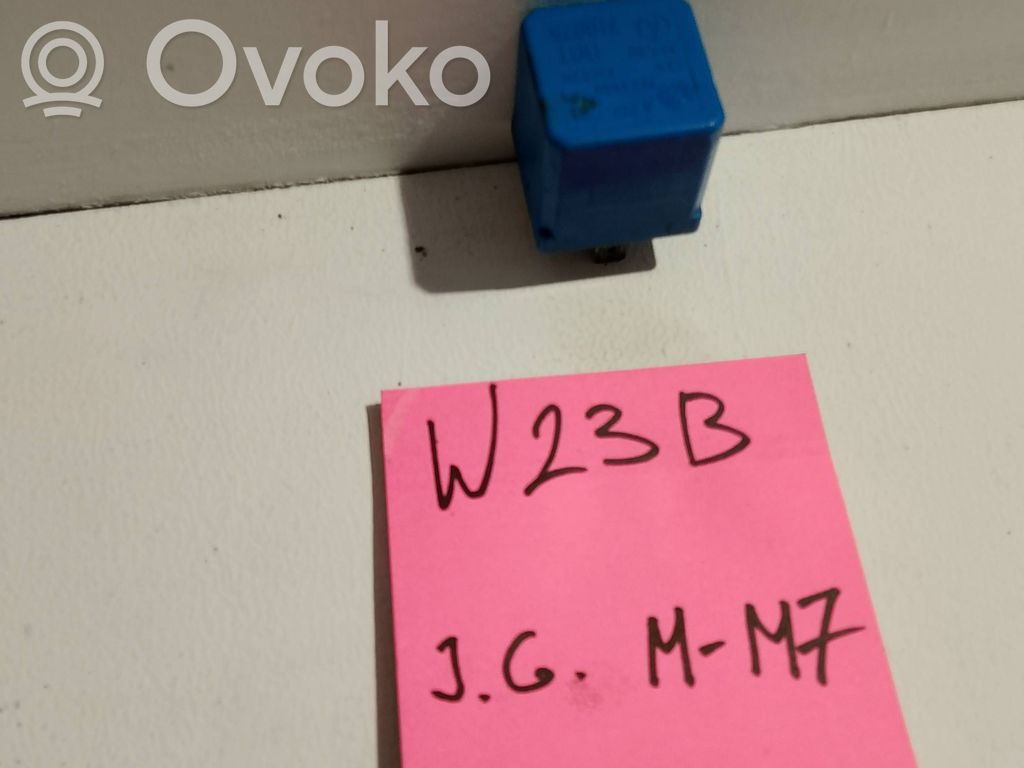 Opel Astra H Other relay 