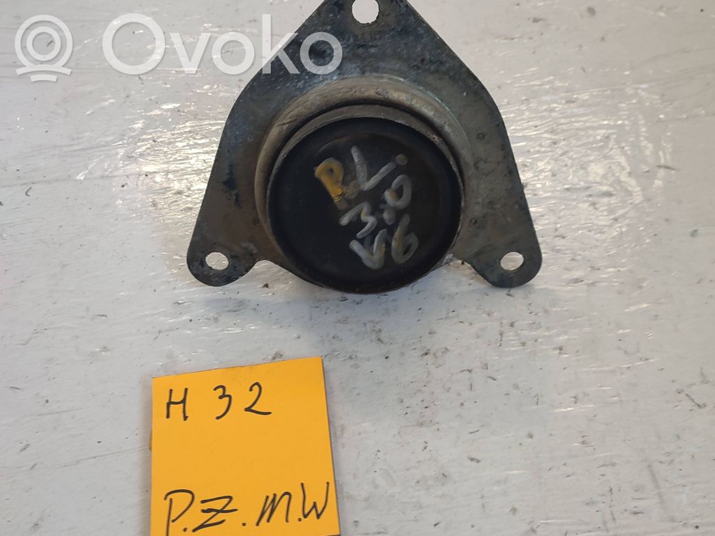 Renault Laguna II Engine mount vacuum valve 