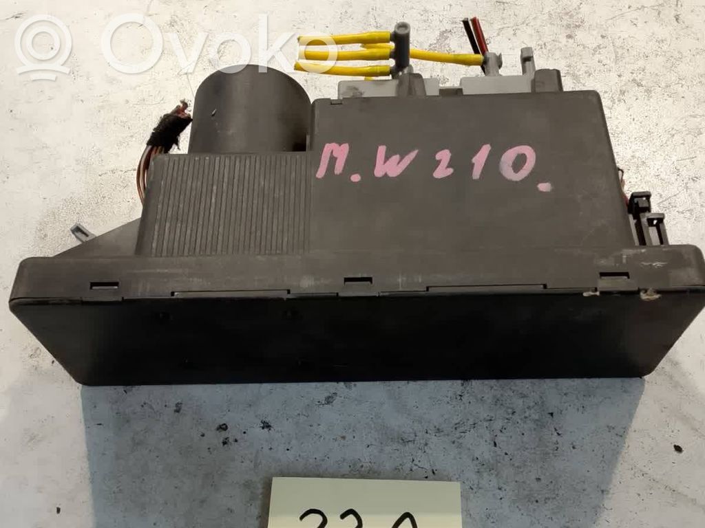 Mercedes-Benz Vito Viano W638 Centrinio užrakto vakuuminė pompa 