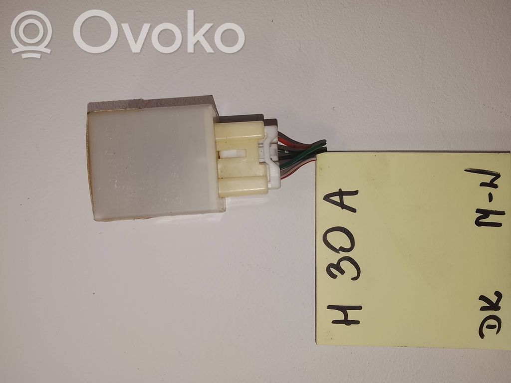 Mazda MPV II LW Other relay 