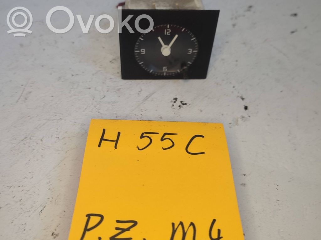 Renault Clio I Clock 