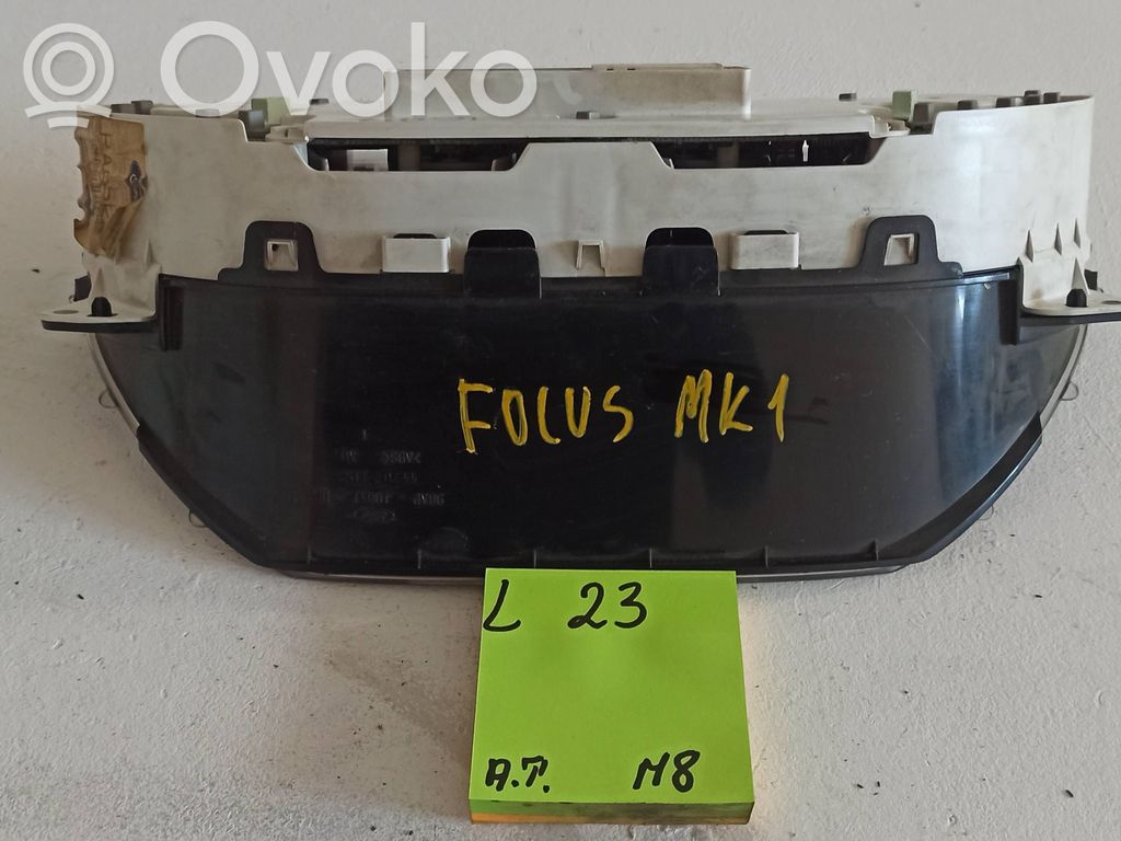 Ford Focus Spidometrs (instrumentu panelī) 
