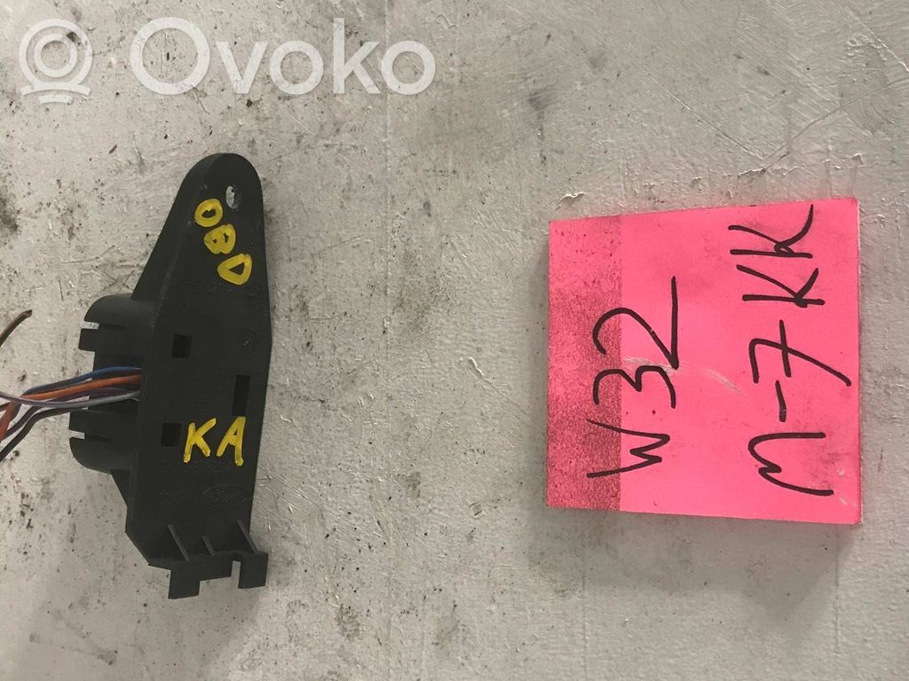 Tow bar electric socket