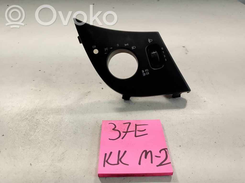 Inne części wnętrza samochodu   590172,A1685450191