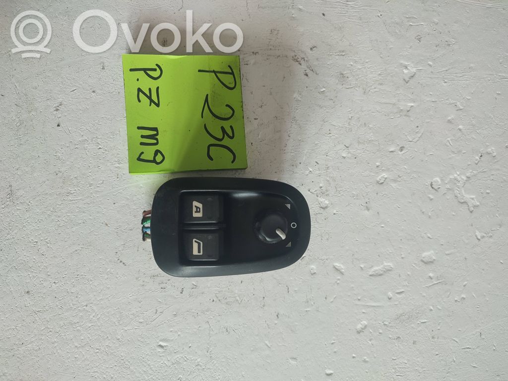 Electric window control switch   92349238