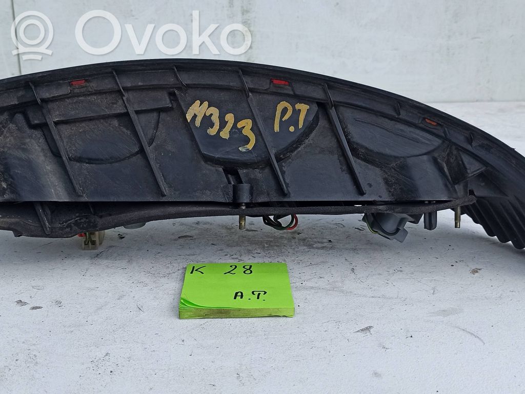 Mazda 323 F Takavalot 