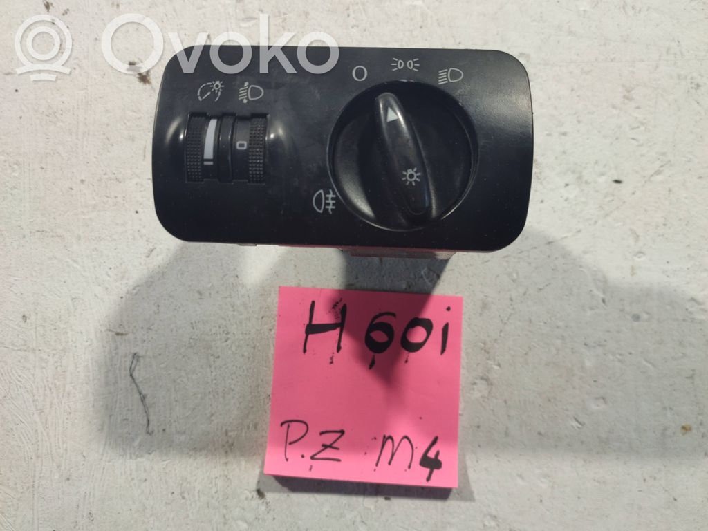 Seat Leon (1M) Interruptor de luz 
