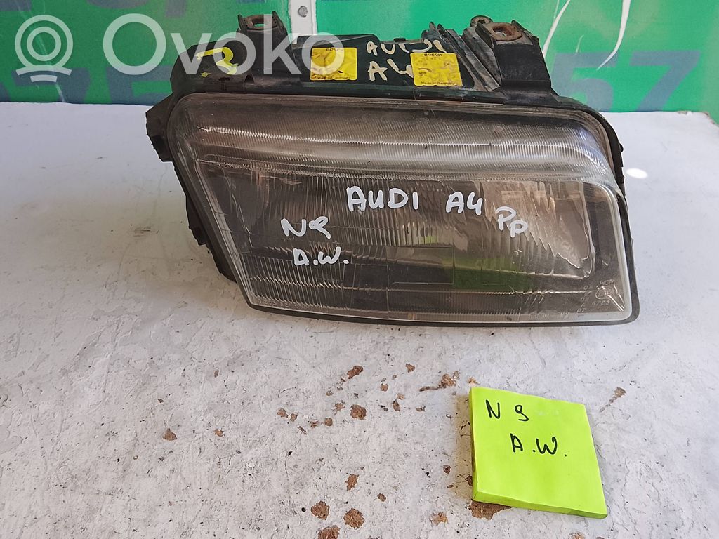 Audi A4 S4 B5 8D Phare frontale 