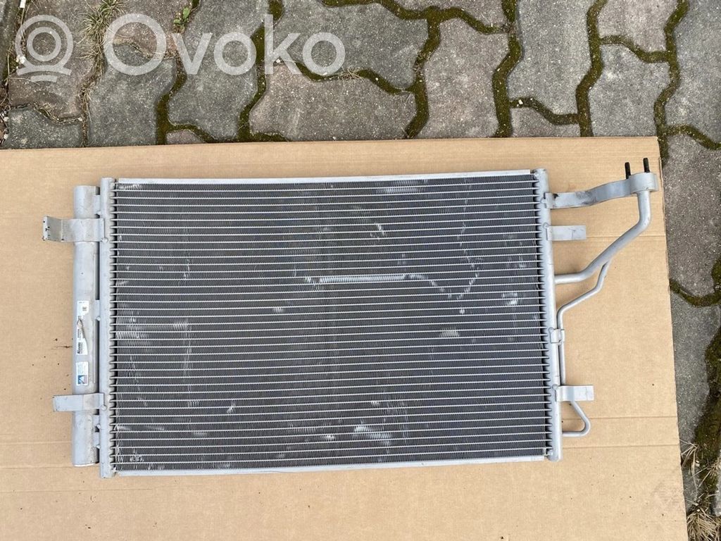 Hyundai i30 Skraplacz / Chłodnica klimatyzacji 