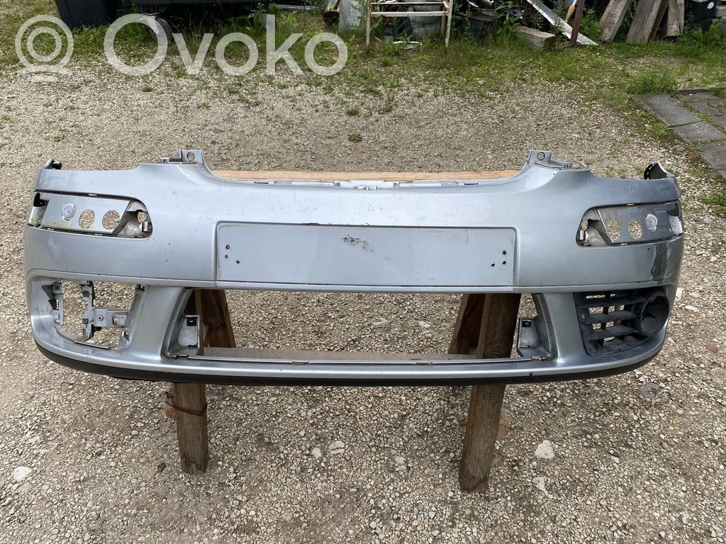 Volkswagen Golf Plus Front bumper 