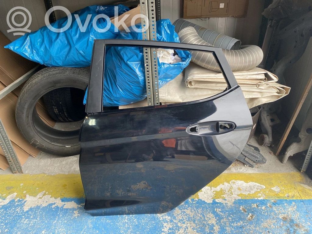 Ford Fiesta Puerta trasera 