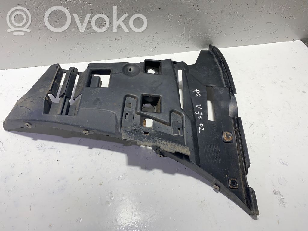 Volvo V70 Front bumper mounting bracket 