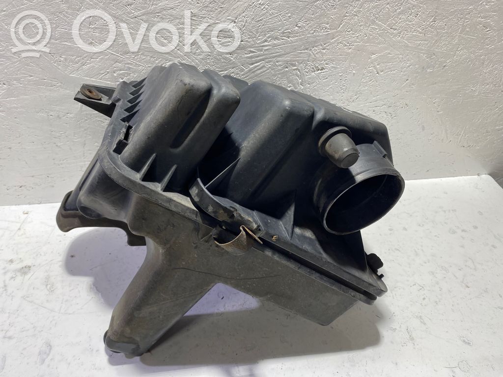 Chrysler Voyager Air filter box 
