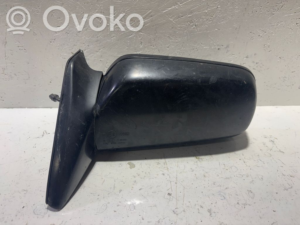 Mazda 323 F Manualne lusterko boczne drzwi przednich 