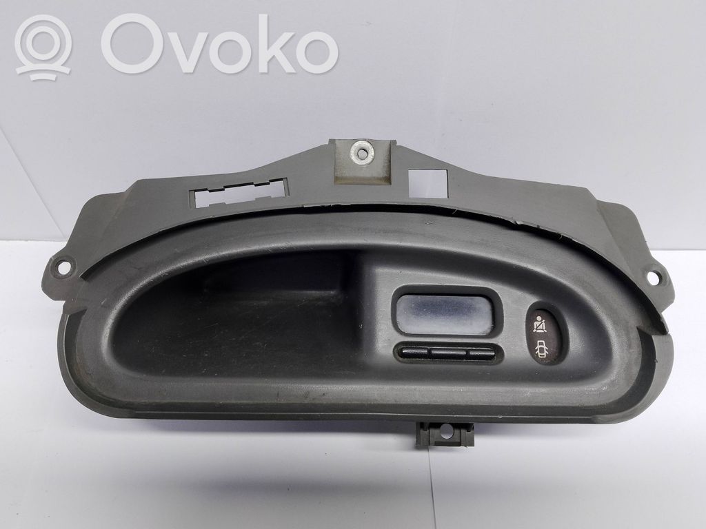 Renault Scenic I Screen/display/small screen 