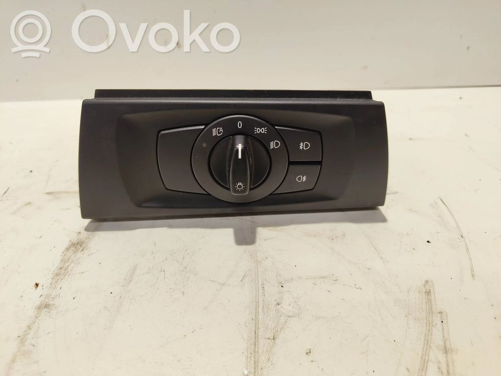 Lukturu slēdzis   6932796,33600201