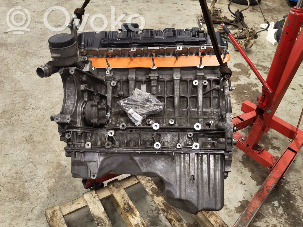 Variklis   N54B30A,7576331,11000415043,0415043,0415044,0415074,0443605,11000415044,11110415074,11110443605