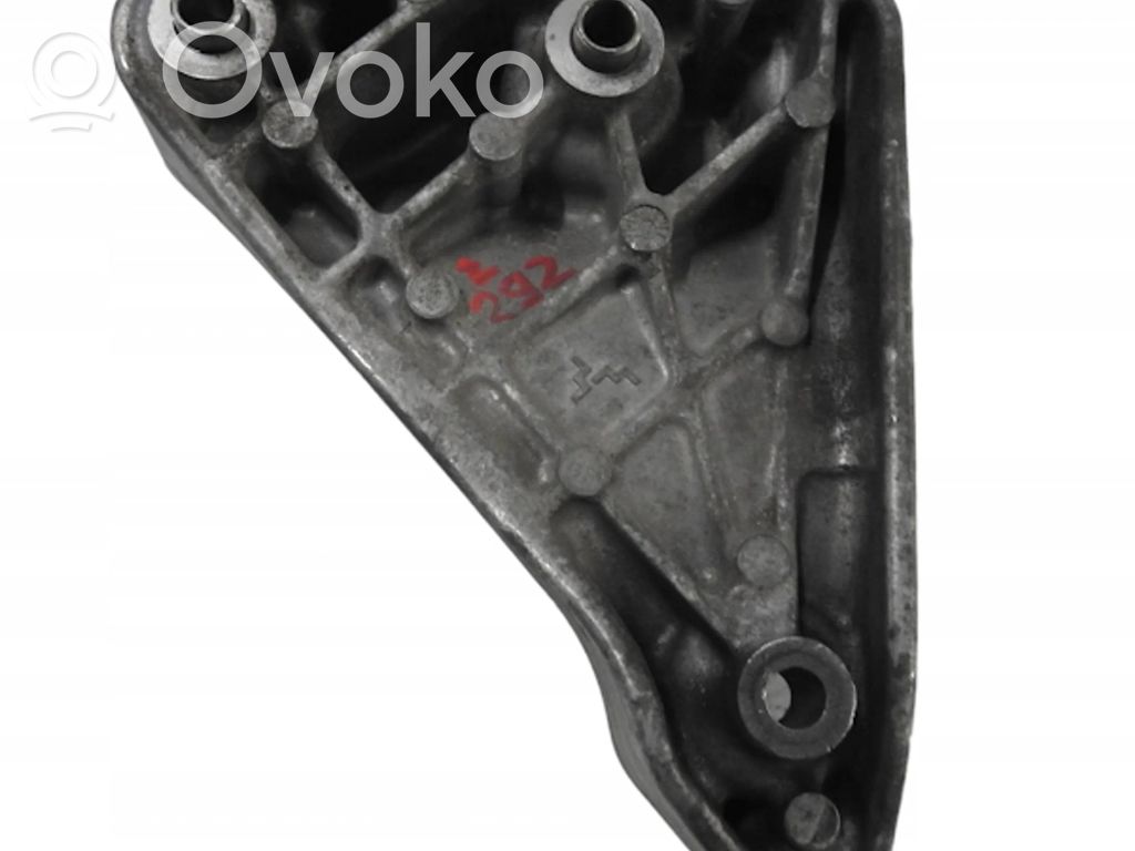 Maserati Levante Generator/alternator bracket 