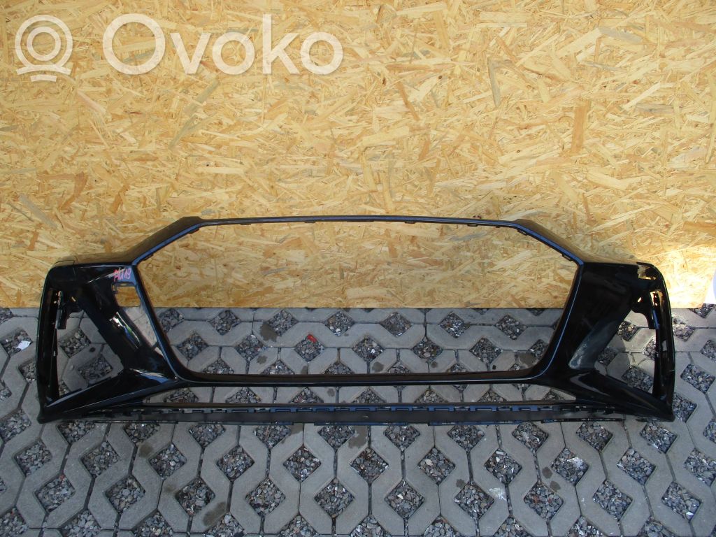 Audi RS7 C8 Parachoques delantero 