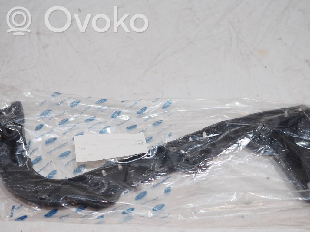 Ford Focus Rear bumper mounting bracket 