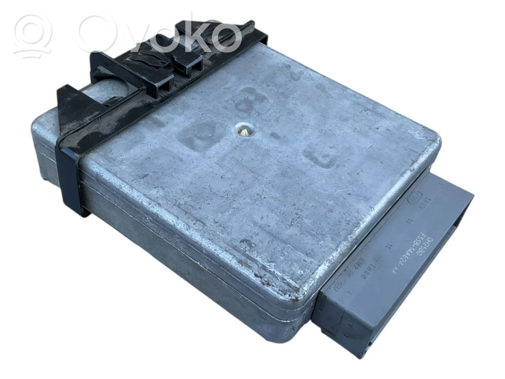 Ford Mondeo Mk III Engine control unit/module 
