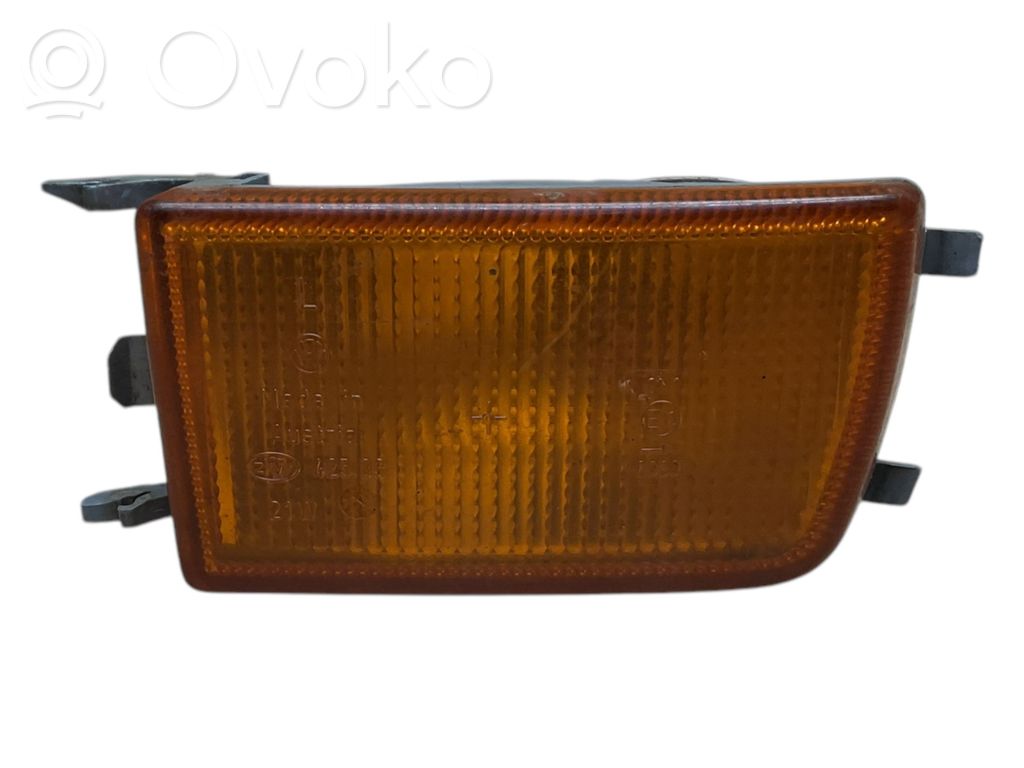 Volkswagen Golf III Kierunkowskaz przedni 