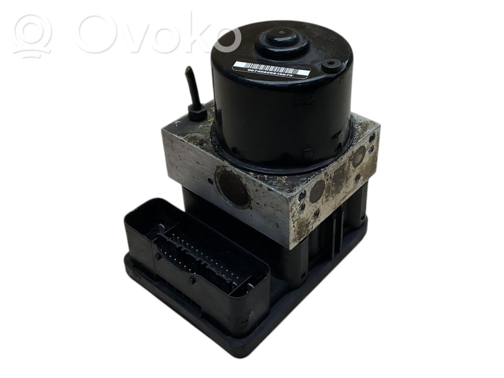Volkswagen Golf IV ABS Pump 