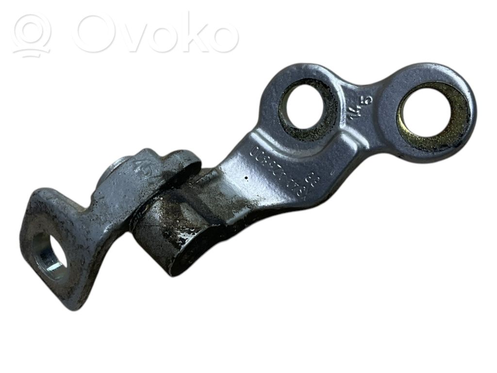 Front door upper hinge   A26800