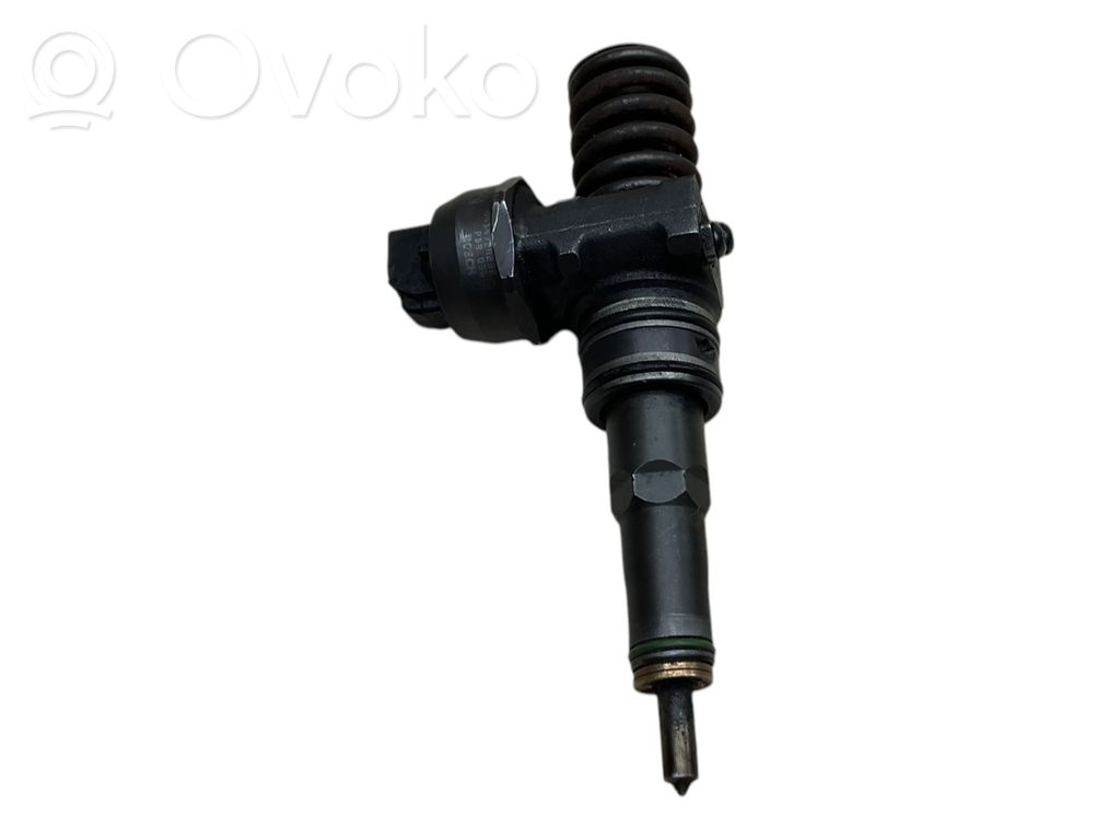 Volkswagen Caddy Inyector de combustible 