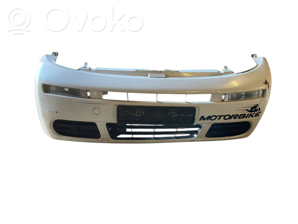 Opel Vivaro Parachoques delantero 